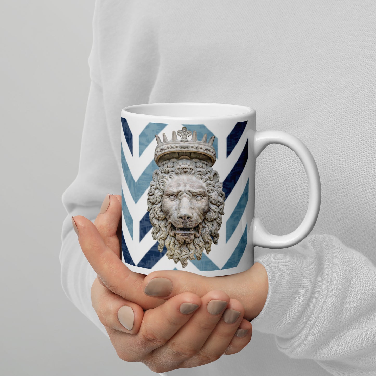 White glossy mug- Lion King, Side Print